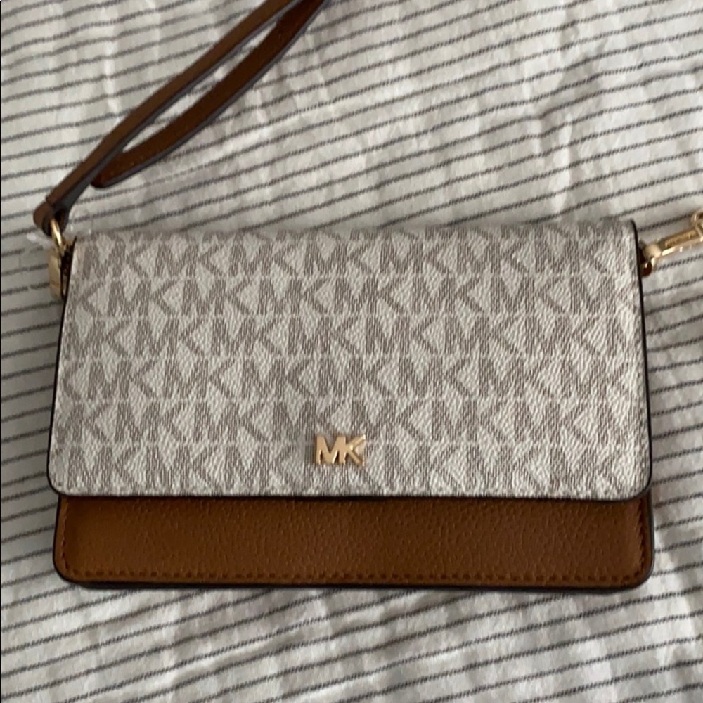 NWT Michael Kors Crossbody - brown